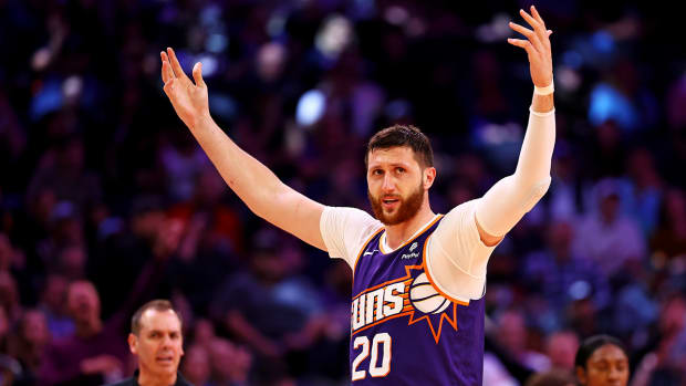 Phoenix Suns center Jusuf Nurkic (20) reacts during the fourth quarter of the game against the Oklahoma City Thunder at Footprint Center.