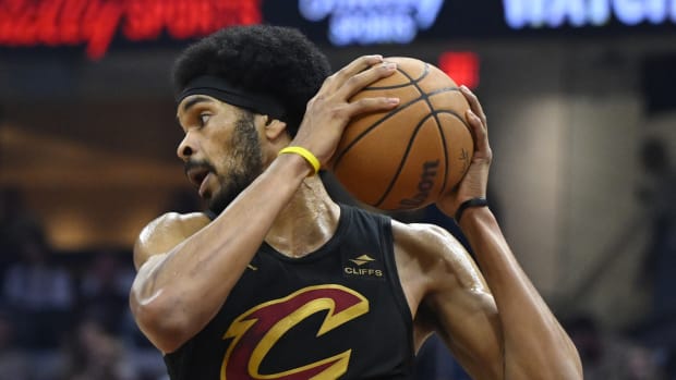 Mar 3, 2024; Cleveland, Ohio, USA; Cleveland Cavaliers center Jarrett Allen (31) rebounds in the second quarter against the New York Knicks at Rocket Mortgage FieldHouse. Mandatory Credit: David Richard-USA TODAY Sports