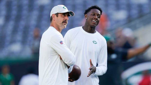 New York Jets QB Aaron Rodgers and CB Sauce Gardner.