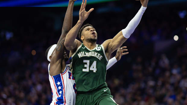 Giannis Antetokounmpo is on the Bucks' injury report against the Sixers on Thursday night.