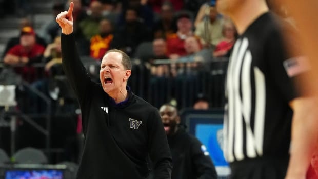 Mike Hopkins coaches his final game for the UW.