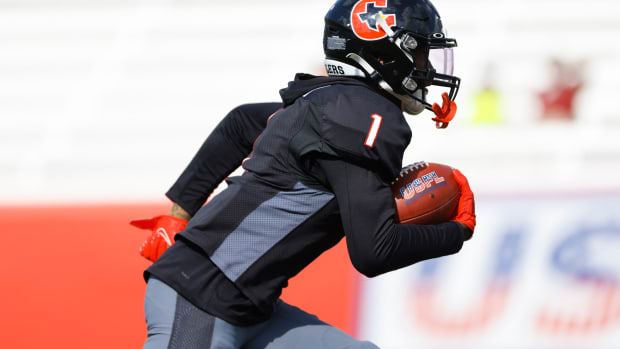Apr 30, 2022; Birmingham, AL, USA; Houston Gamblers wide receiver Isaiah Zuber (1) returns a kickoff against the Tampa Bay Bandits during the first half at Protective Stadium. Mandatory Credit: Vasha Hunt-USA TODAY Sports  