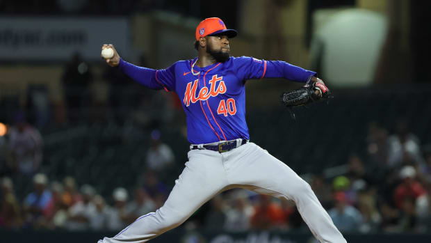 Mar 8, 2024; Jupiter, Florida, USA; New York Mets starting pitcher Luis Severino (40) delivers a pitch against the Miami Marlins during the first inning at Roger Dean Chevrolet Stadium. Mandatory Credit: Sam Navarro-USA TODAY Sports