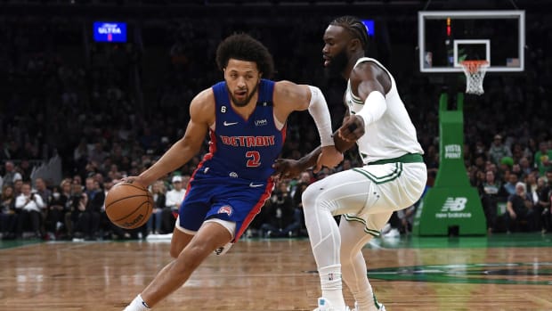What's Cade Cunningham's playing status against the Celtics on Monday?