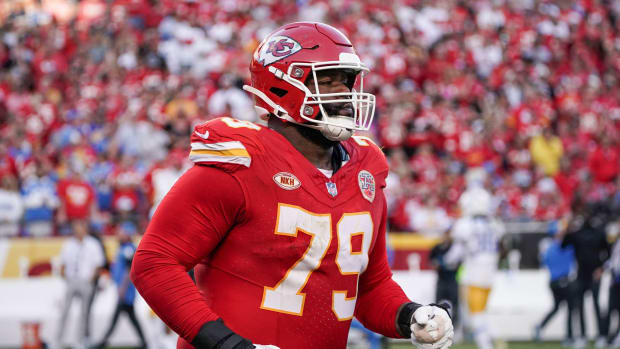 Oct 12, 2023; Kansas City, Missouri, USA; Kansas City Chiefs offensive tackle Donovan Smith (79) on field against the Los Angeles Chargers during the game at GEHA Field at Arrowhead Stadium. Mandatory Credit: Denny Medley-USA TODAY Sports  