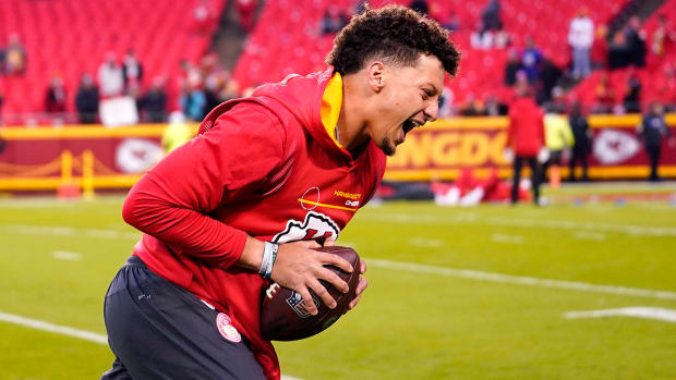 Chiefs quarterback Patrick Mahomes (15) reacts during warmups before the game against th Giants at GEHA Field at Arrowhead Stadium.