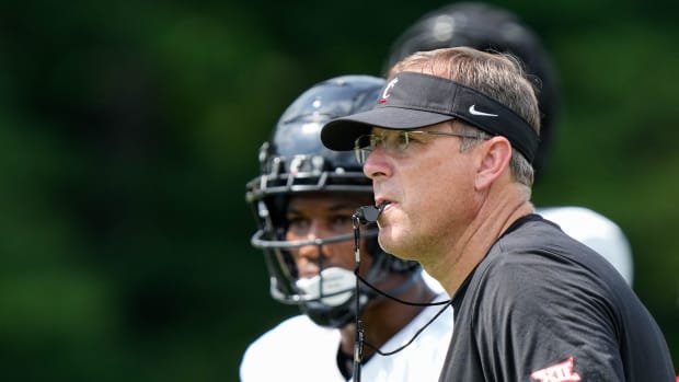 UC Bearcats Head Coach Scott Satterfield trains the team at the Bearcats Fall Camp at Higher Ground in Indiana on Friday August 11, 2023.