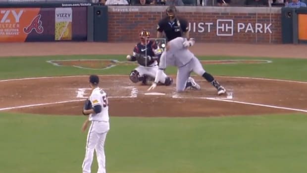 Braves’ Charlie Morton Made Aaron Judge Look So Silly With Three of the Very Same Pitches