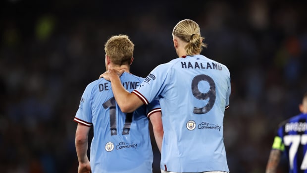 Manchester City teammates Kevin De Bruyne and Erling Haaland pictured during the 2023 UEFA Champions League final