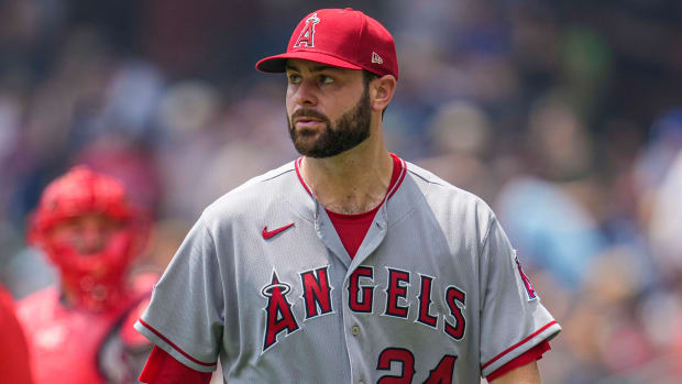 Angels pitcher Lucas Giolito