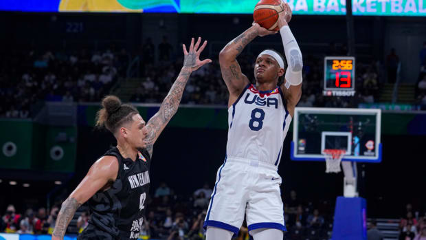 Team USA’s Paolo Banchero shoots over New Zealand’s Isaac Fotu at the FIBA World Cup in Manila on Aug. 26, 2023.