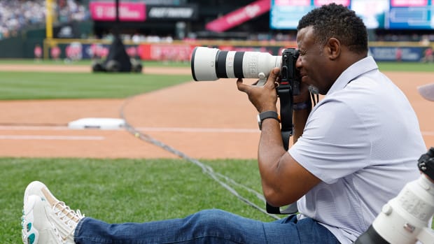 Ken Griffey Jr. Working as Photographer for Lionel Messi, Inter Miami Match