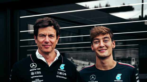 Toto Wolff - George Russell - Mercedes