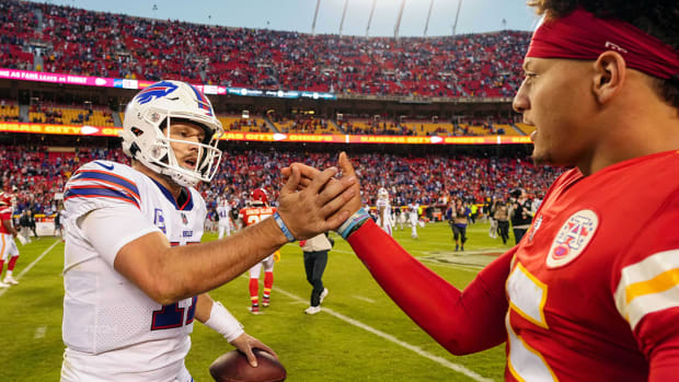 Bills quarterback Josh Allen greets Chiefs QB Patrick Mahomes after their game on Oct. 16, 2022.