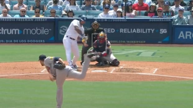Braves’ Charlie Morton Threw the Most Ridiculous Curveball of the MLB Season 
