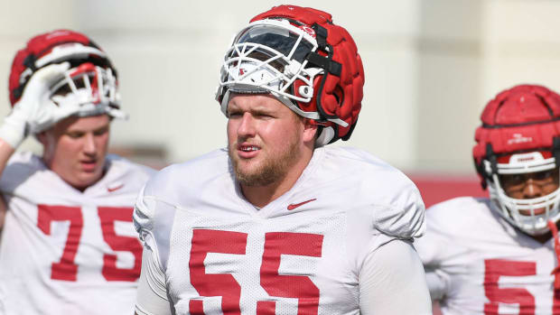 Razorbacks' offensive lineman Beaux Limmer at practice outside Tuesday