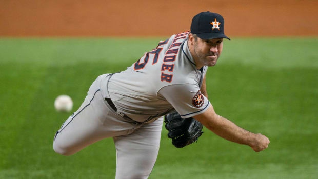 Sep 6, 2023; Arlington, Texas, USA; Houston Astros starting pitcher Justin Verlander (35) pitches against the Texas Rangers during the first inning at Globe Life Field.