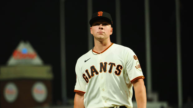SF Giants starting pitcher Kyle Harrison (45) departs after his debut at Oracle Park (2023).