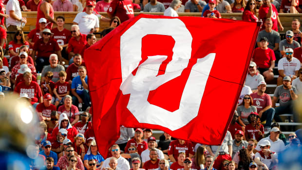 Longtime Texas Longhorns commit Billy Bowman has decommitted; here's what  it means for the Oklahoma Sooners - Sports Illustrated Oklahoma Sooners  News, Analysis and More