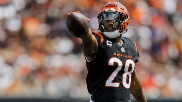Sep 17, 2023; Cincinnati, Ohio, USA; Cincinnati Bengals running back Joe Mixon (28) reacts after a play against the Baltimore Ravens in the first half at Paycor Stadium. Mandatory Credit: Katie Stratman-USA TODAY Sports  