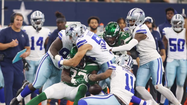 Jets' RB Dalvin Cook swallowed up by the Cowboys' defense