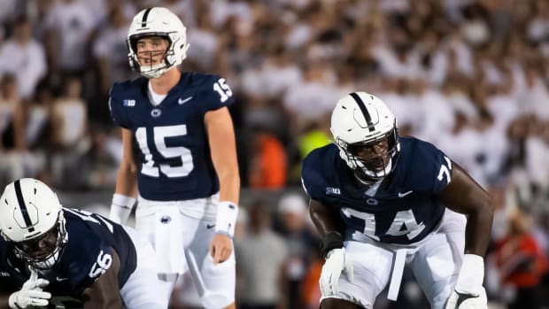 Penn State left tackle Olu Fashanu (74) was named the Outland Trophy National Player of the Week after the Nittany Lions' win over Iowa.