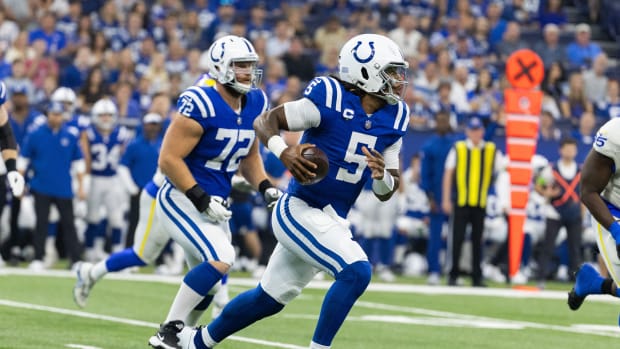 Oct 1, 2023; Indianapolis, Indiana, USA; Indianapolis Colts quarterback Anthony Richardson (5) runs the ball in the first quarter against the Los Angeles Rams at Lucas Oil Stadium.