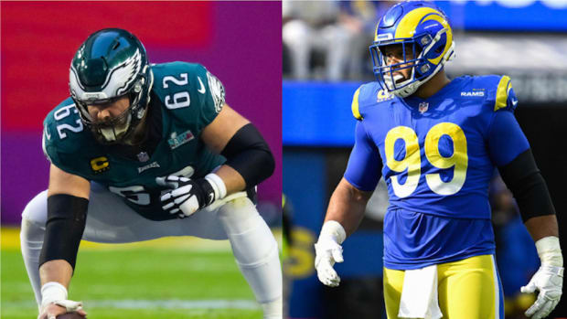 Philadelphia Eagles center Jason Kelce (62) and Los Angeles Rams defensive tackle Aaron Donald (99).