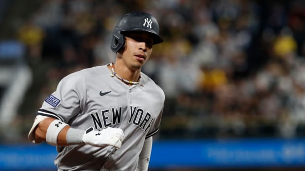 Sep 16, 2023; Pittsburgh, Pennsylvania, USA; New York Yankees left fielder Oswaldo Cabrera (95) circles the bases on a solo home run against the Pittsburgh Pirates during the eighth inning at PNC Park.