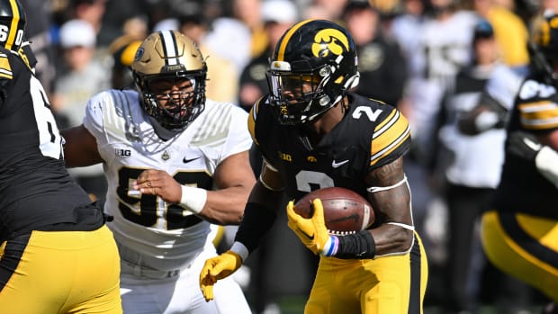 Iowa vs. Wisconsin Prediction with DraftKings and Underdog