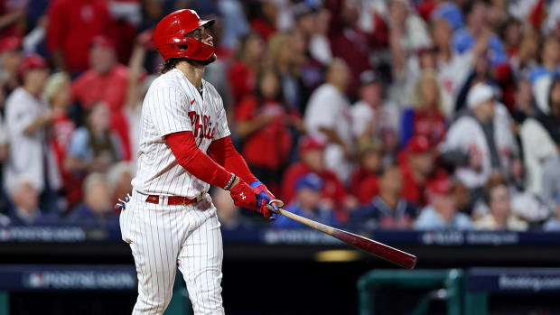 Phillies’ Bryce Harper hits a home run during NLDS Game 3 vs. the Braves.