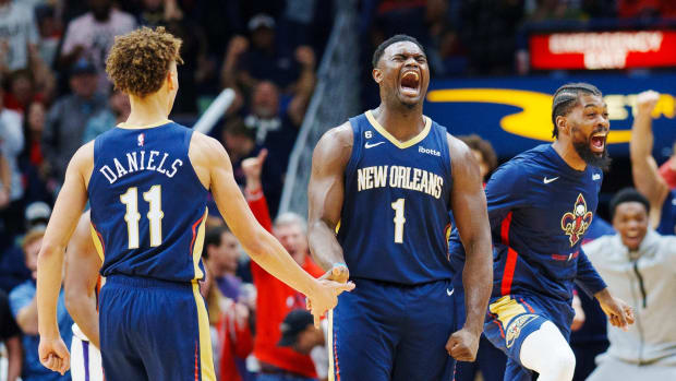 Pelicans Pull Away From Suns In Overtime - Sports Illustrated New Orleans  Pelicans News, Analysis, and More