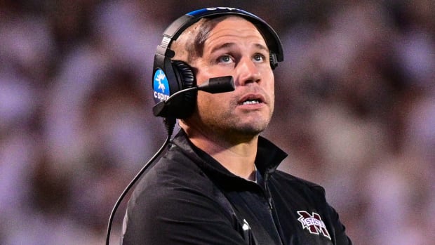 Mississippi State coach Zach Arnett on the sidelines during game with Arizona
