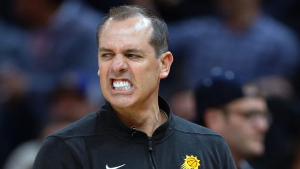 Phoenix Suns head coach Frank Vogel reacts after a foul call against the Golden State Warriors during the second quarter at Chase Center.