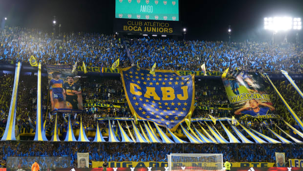 La 12 de Boca Juniors es tal vez la barra brava más famosa del mundo