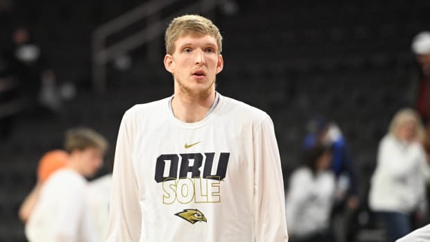 Mar 7, 2023; Sioux Falls, SD, USA; Oral Roberts Golden Eagles forward Connor Vanover (35) warms up before the game against the North Dakota State Bison at Denny Sanford Premier Center.