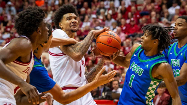 Indiana's Kel'el Ware (1) gets fouled on his way to the basket during the first half of the Indiana versus Florida Gulf Coast men's basketball game at Simon Skjodt Assembly Hall.
