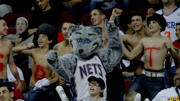 New Jersey Nets mascot
