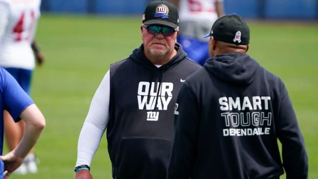 Giants defensive coordinator Don Martindale looks on while coaching during a practice.
