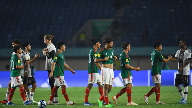 México y Uruguay: del campo a los puños; así se desató la pelea tras el  partido. - Para Ganar
