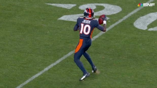 Cris Collinsworth Couldn’t Stop Laughing at Jerry Jeudy’s Creative Move After Catching a Pass vs. Vikings