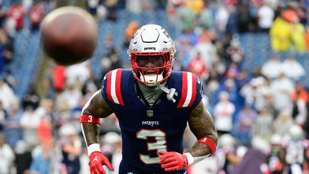 Sep 10, 2023; Foxborough, Massachusetts, USA; New England Patriots linebacker Mack Wilson Sr. (3) prepares for a game against the Philadelphia Eagles during the warm-up period at Gillette Stadium.
