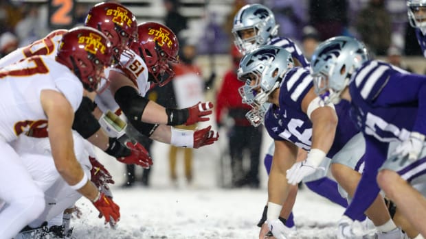 sNov 25, 2023; Manhattan, Kansas, USA; Iowa State Cyclones and Kansas State Wildcats face off in the fourth quarter at Bill Snyder Family Football Stadium. Mandatory Credit: Scott Sewell-USA TODAY Sports  