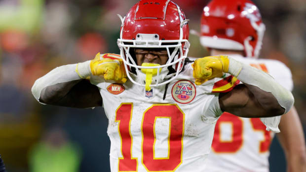 Kansas City Chiefs running back Isiah Pacheco (10) reacts to a run against the Green Bay Packers during the second half of an NFL football game Sunday, Dec. 3, 2023 in Green Bay, Wis. (AP Photo/Matt Ludtke)   