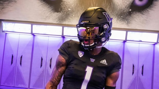 4-star WR Aaron Butler takes an unofficial visit to Washington in January