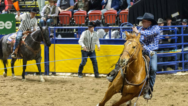 Clint Summers in Round 2 of the 2023 Wrangler National Finals Rodeo.