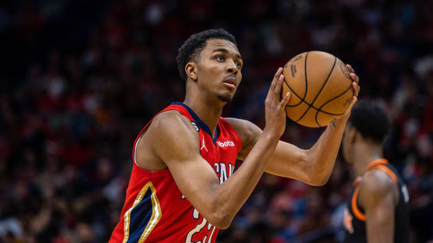 New Orleans Pelicans guard Trey Murphy III (25) shoots a free throw against the New York Knicks during the second half at Smoothie King Center.