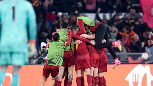 Players from Roma pictured celebrating a goal during their 4-2 aggregate win over Feyenoord in the 2022/23 UEFA Europa League quarter-finals