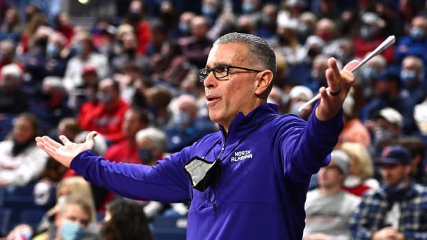  Spokane, Washington, USA; North Alabama Lion's head coach Tony Pujol reacts after a play against the Gonzaga Bulldogs in the first half at McCarthey Athletic Center. Mandatory Credit: James Snook-USA TODAY Sports