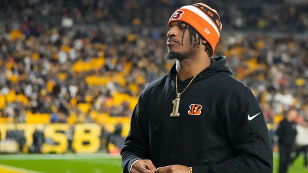 Chase before the Bengals' 34-11 loss to the Steelers on Dec. 23, 2023.